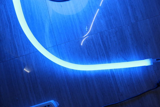 Hot product 100LEDs/m blau 360° rundes LED-Neon-Flexlicht 220v 25m Spul