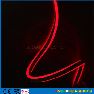 Ein hübscher 12V-Doppelseiten-Rot-LED-Neon-Flexibilitätsstreifen mit neuem Design