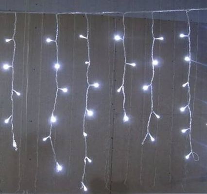 240V Weihnachtsvorhanglampen für den Außenbereich Anti-UV-Wettermaterial