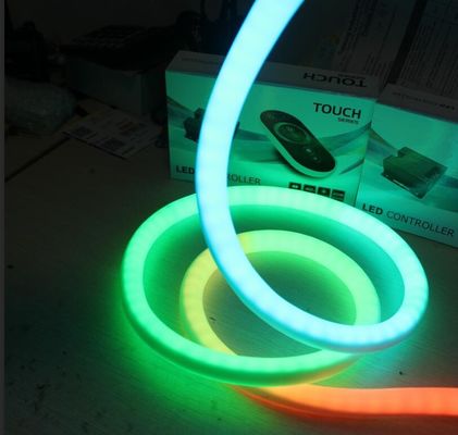 24V programmierbare RGB digitale Neopixel 360° Neon-Flex-Soft Tube